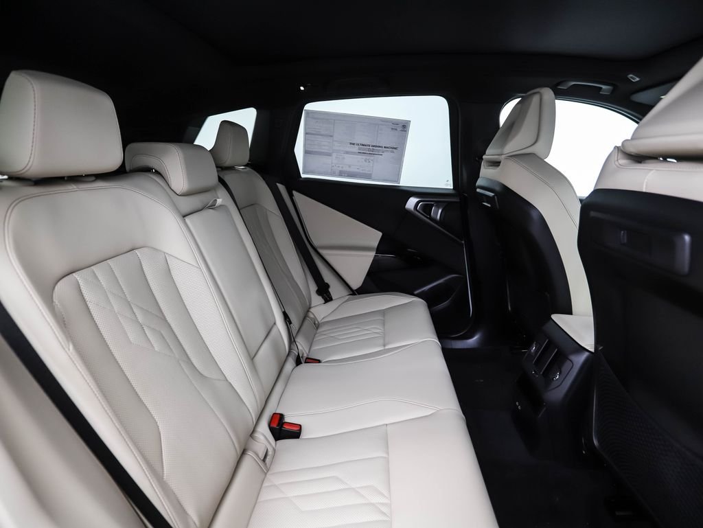 New 2026 White Metallic BMW 30 xDrive image 27