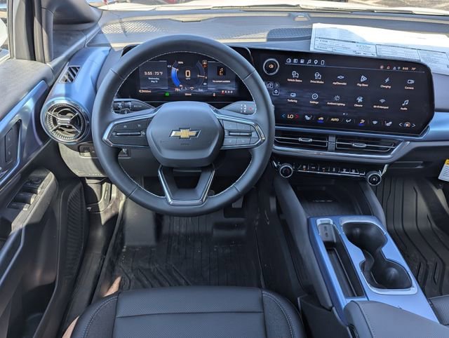 New 2026 Summit White Chevrolet LT image 4