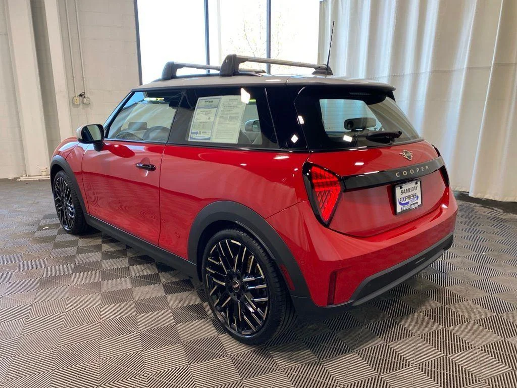Used 2025 Chili Red MINI Iconic image 11