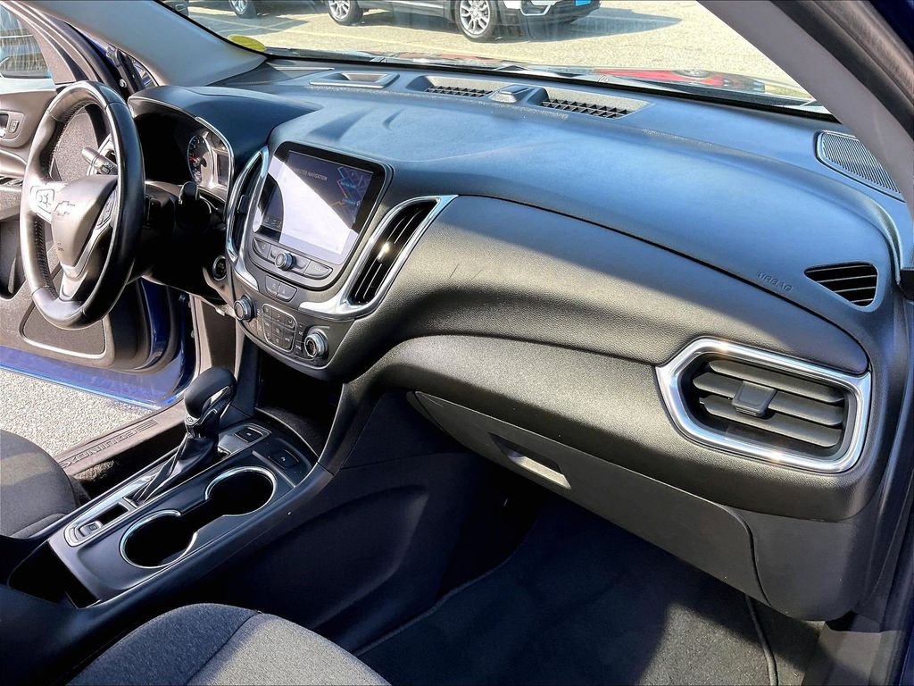 Used 2022 Blue Chevrolet LT image 13