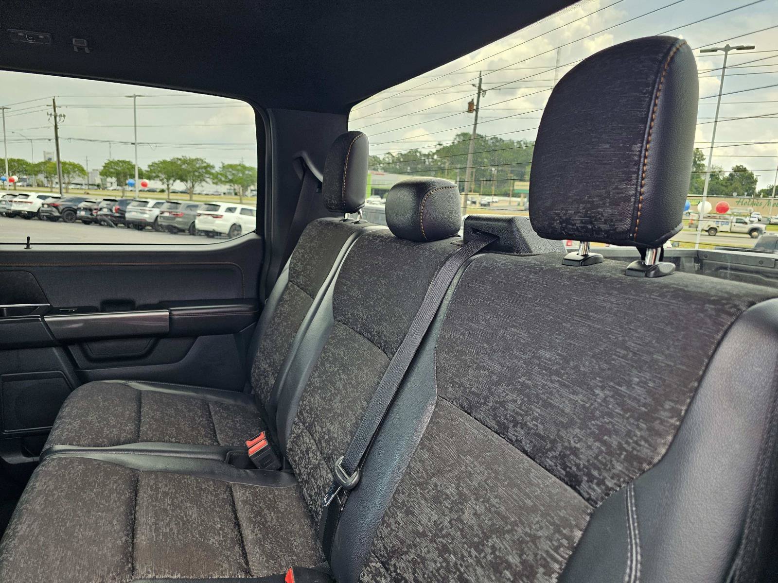 Used 2023 Agate Black Metallic Ford Tremor image 32