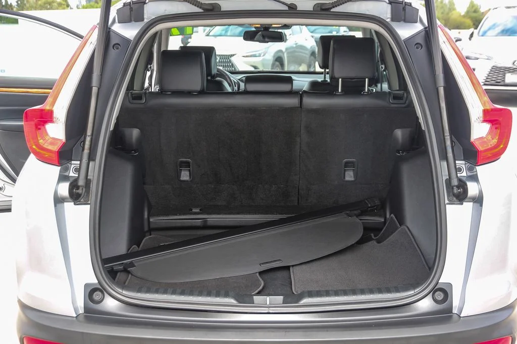 Used 2017 Silver Honda EX-L image 25