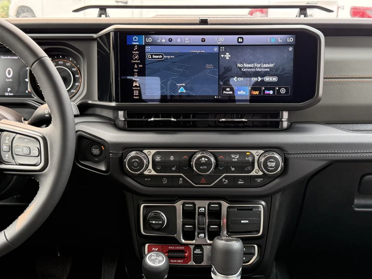 New 2026 Dark blue Jeep Mojave X image 20