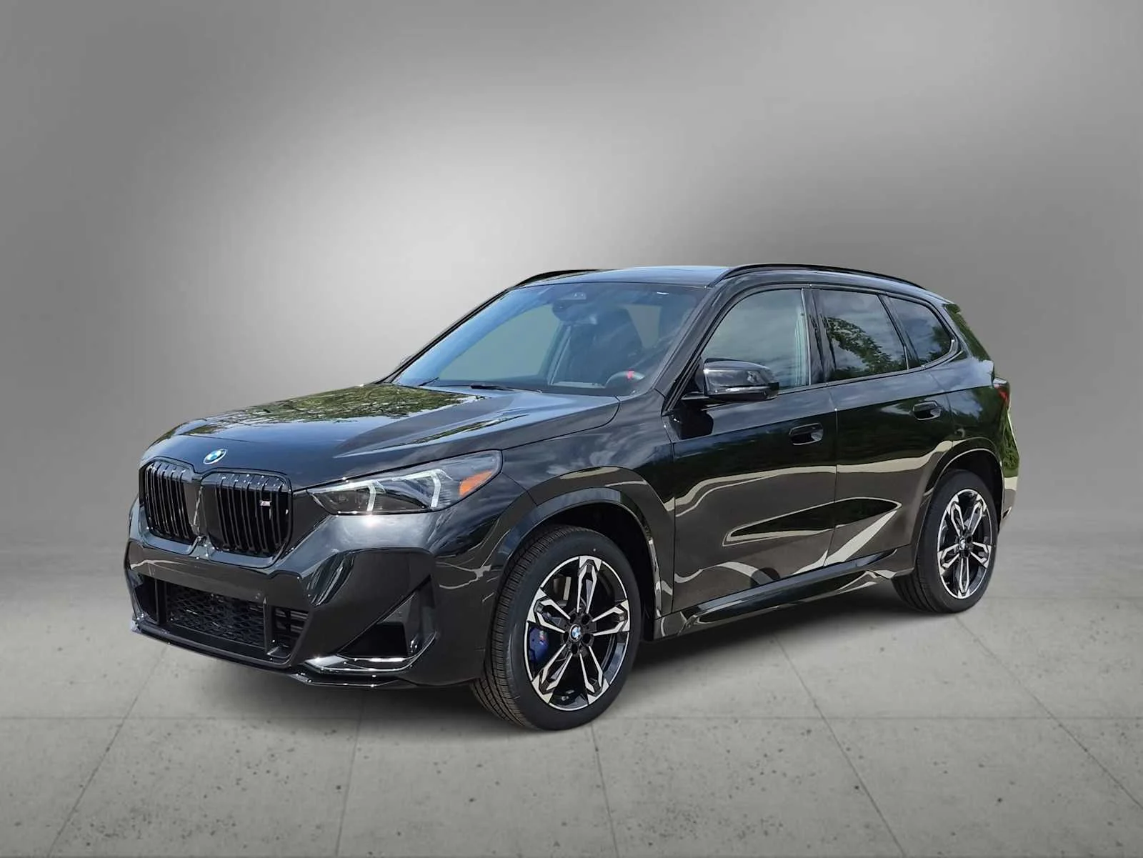 New 2027 Black Sapphire Metallic BMW M35i image 4