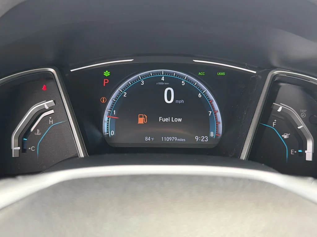 Used 2020 Silver Honda Touring image 26