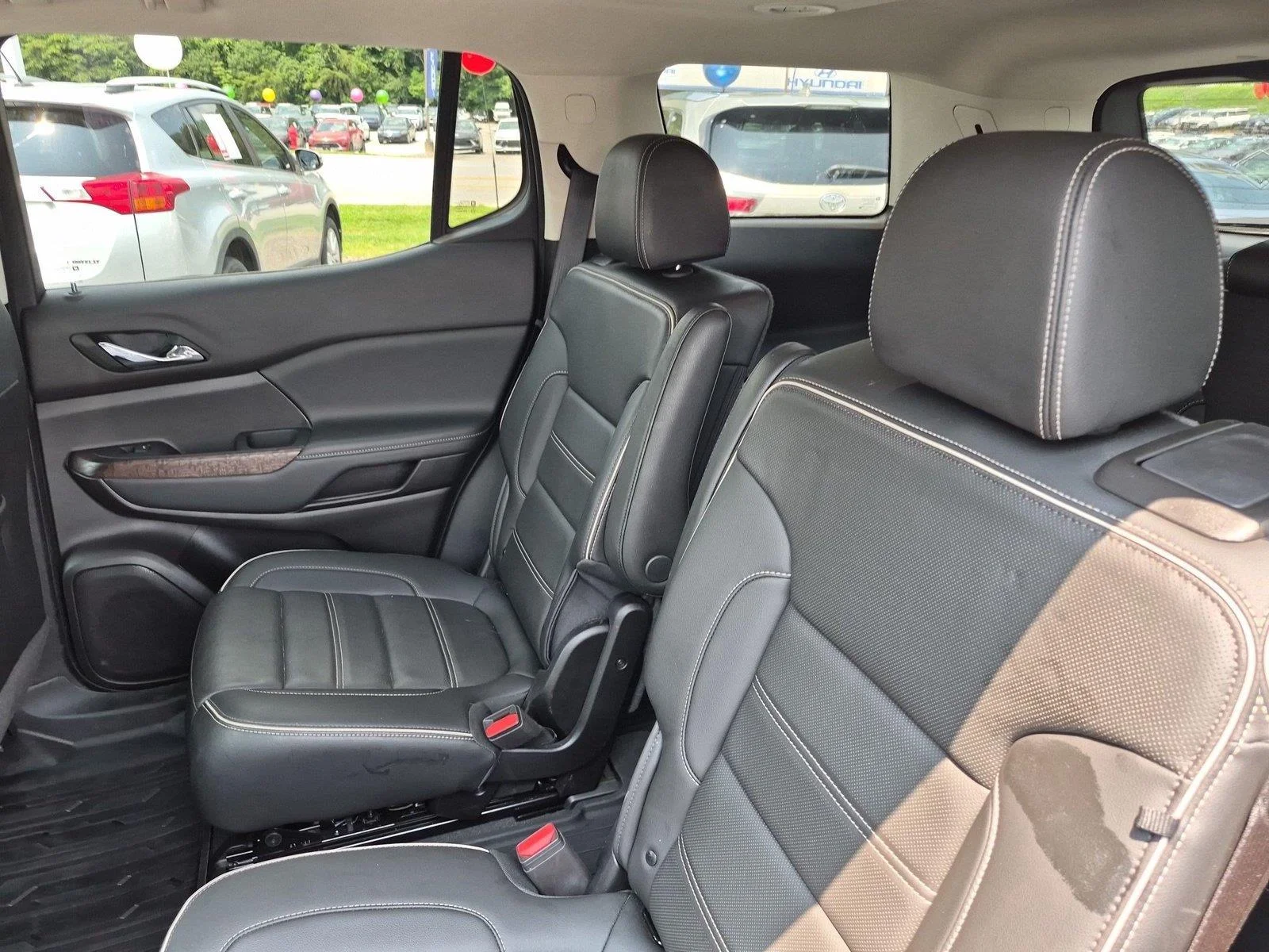 Used 2023 Ebony Twilight Metallic GMC Denali image 33
