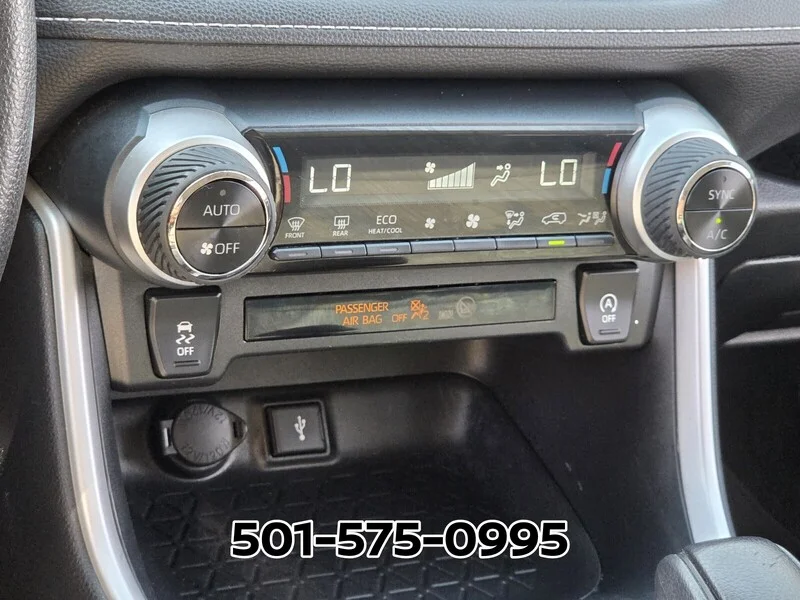 Used 2021 Magnetic Gray Metallic TOYOTA XLE FWD image 24
