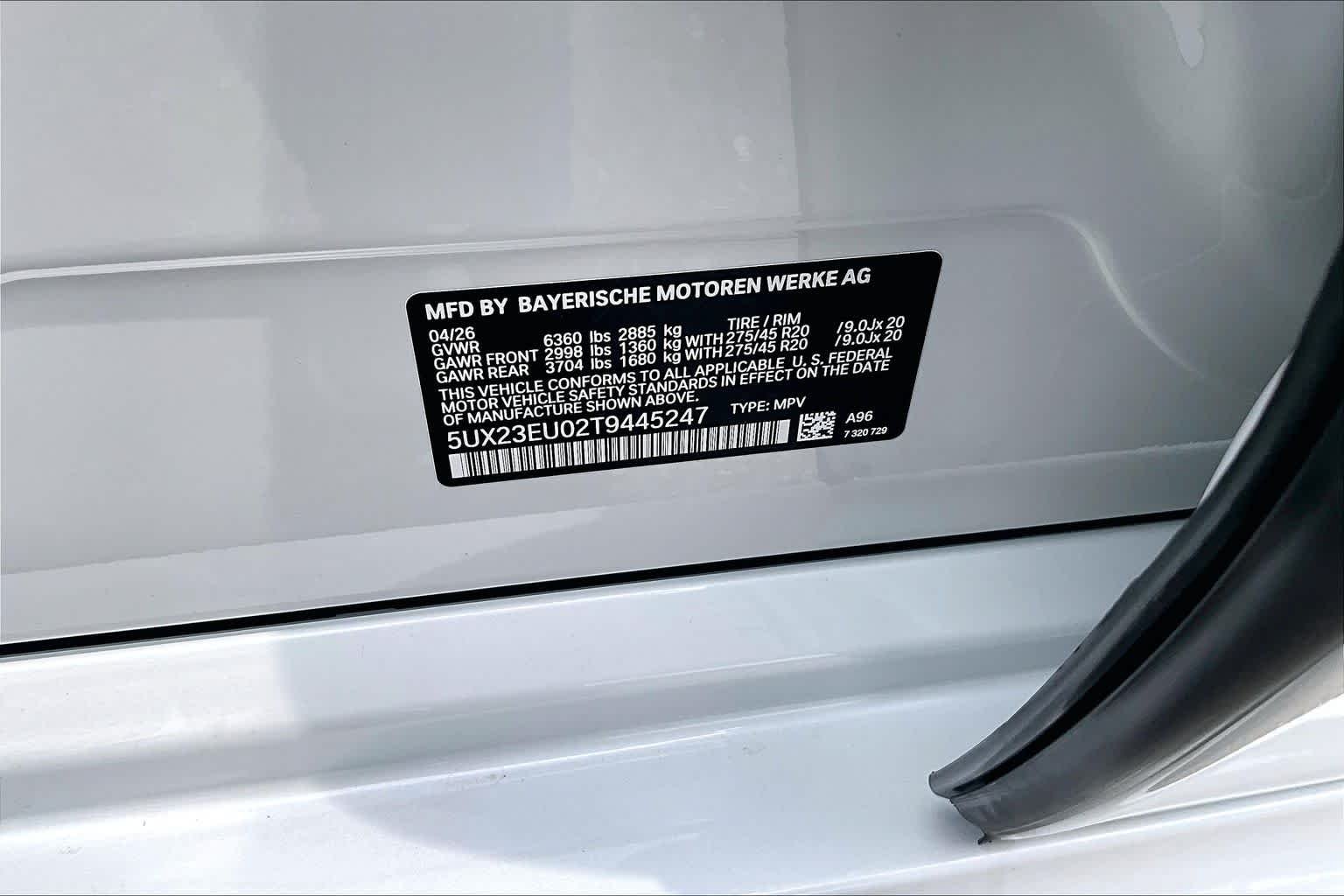 New 2026 Mineral White Metallic BMW xDrive40i image 18