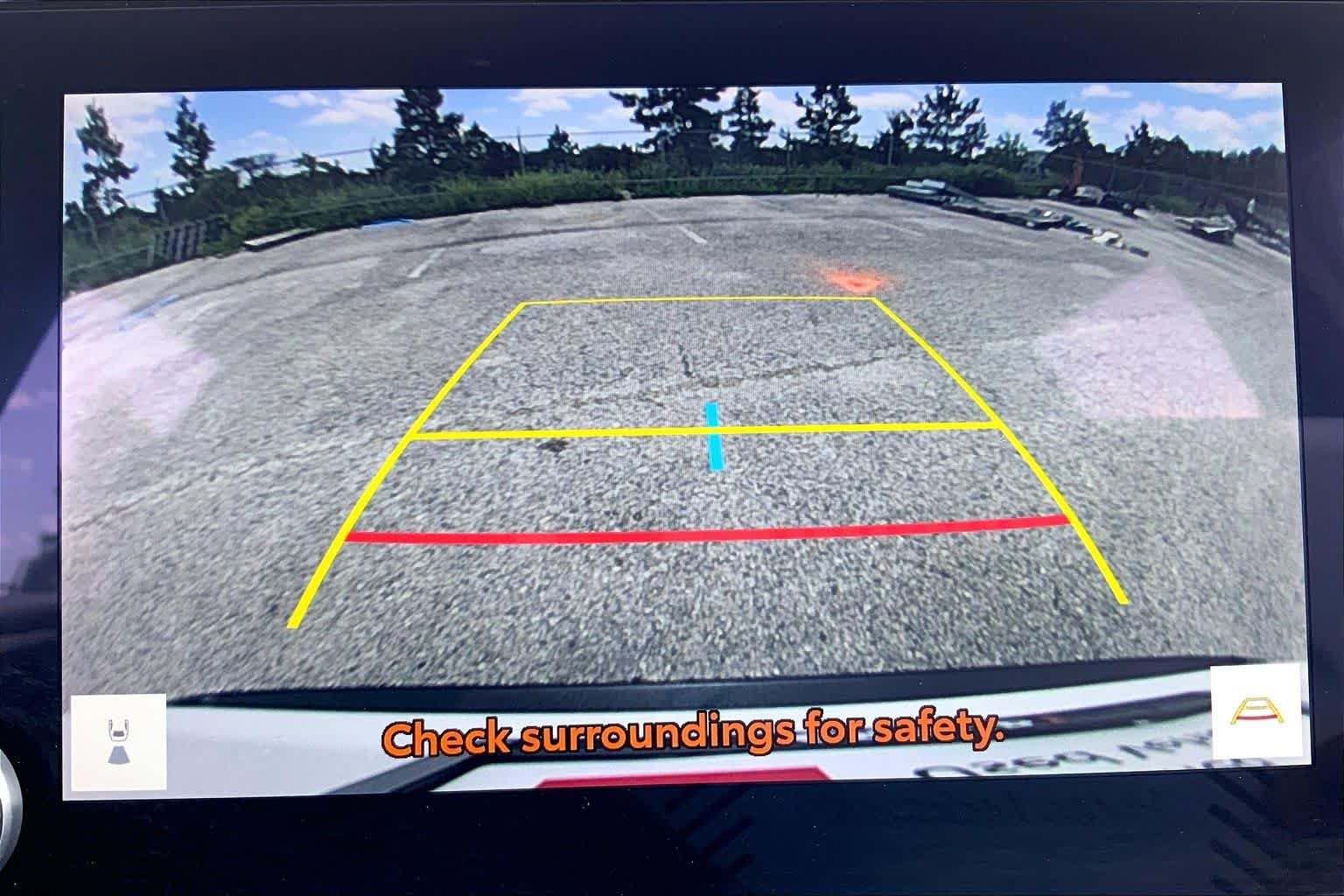 Used 2025 Ice Cap Toyota XLE image 26