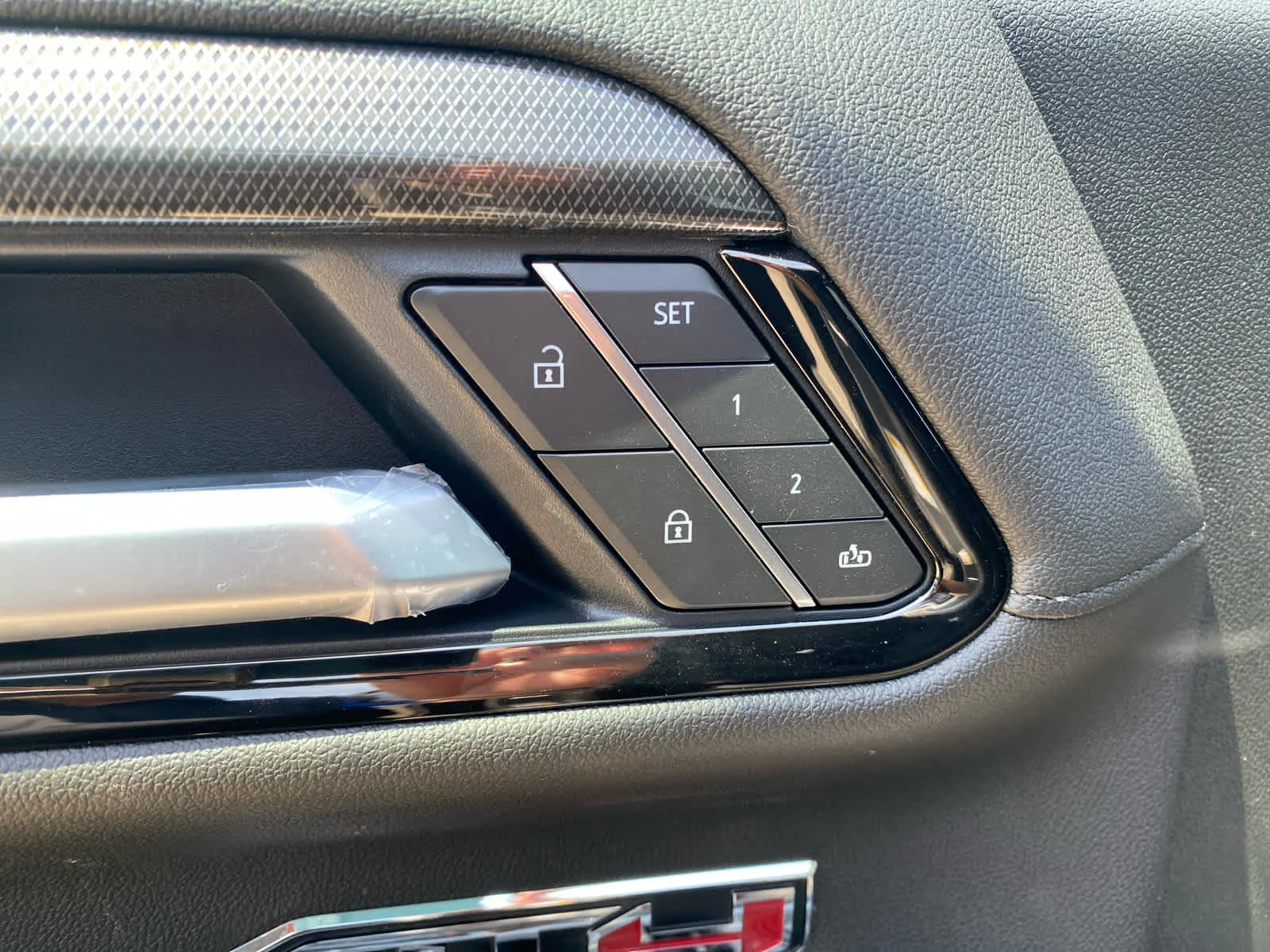 New 2026 Sterling Metallic GMC AT4 image 7