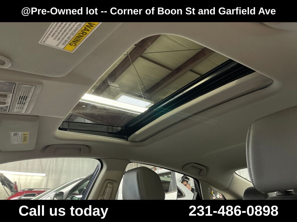 Used 2020  Honda EX-L image 12