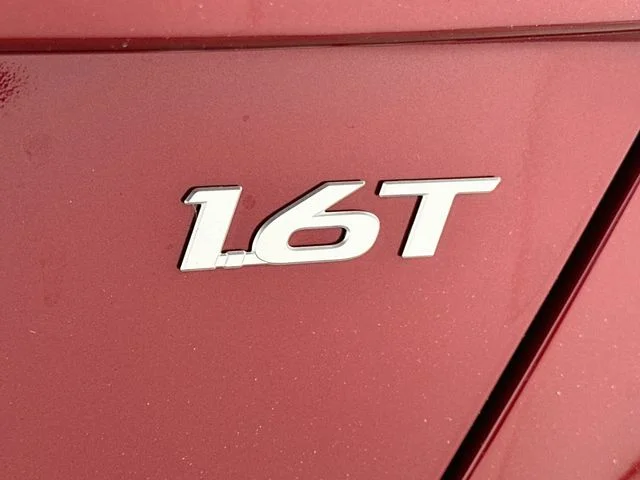 New 2026 Hyundai KONA SEL Premium