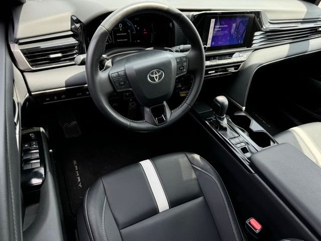 Used 2025  Toyota SE image 26