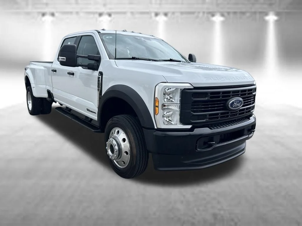 Used 2025 Oxford White Ford XL image 2