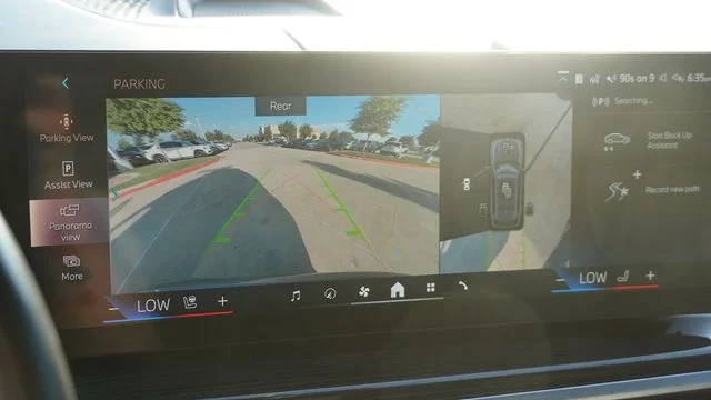 Used 2024 Gray BMW xDrive40i image 26