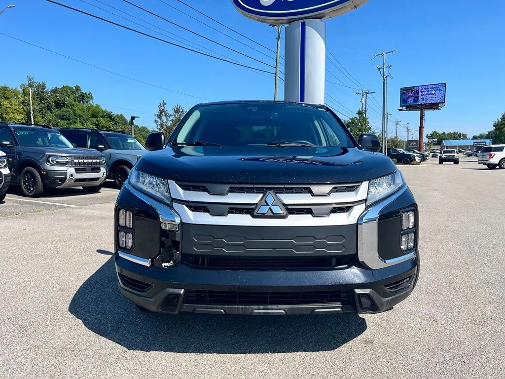 Used 2024 Black Mitsubishi 2.0 ES image 2