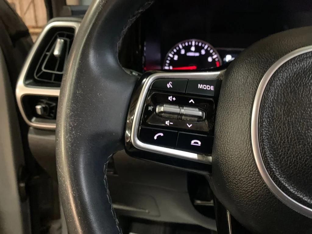 Used 2023 Gray Kia EX image 29
