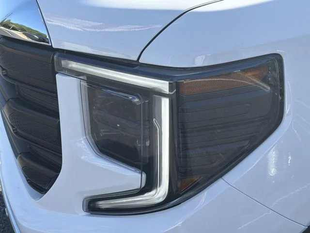 New 2026 Summit White GMC Pro image 9