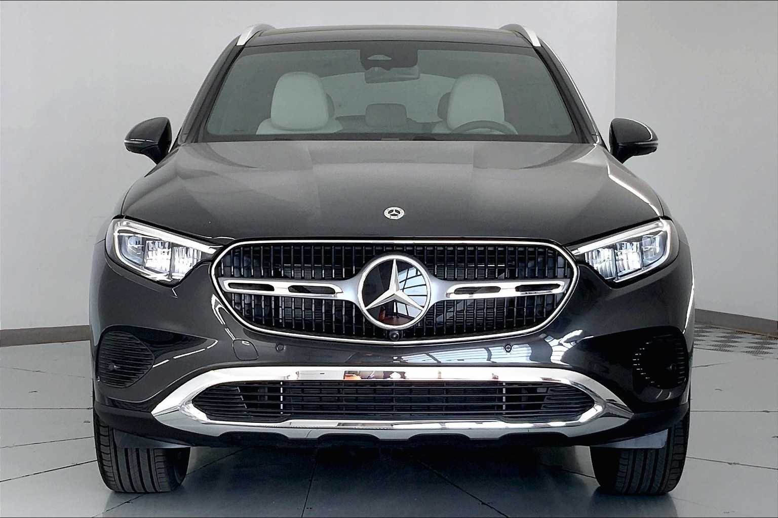 New 2026 Graphite Grey Metallic Mercedes-Benz GLC 300 image 6