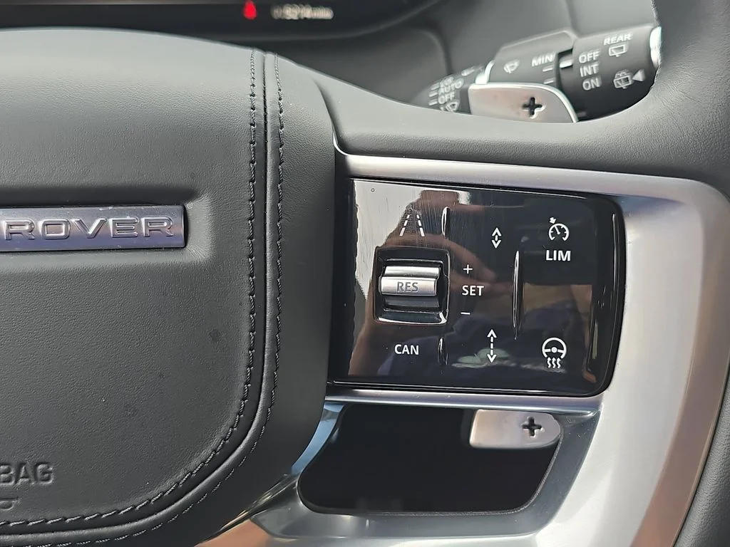 2025 Land Rover Range Rover SV - Photo 19