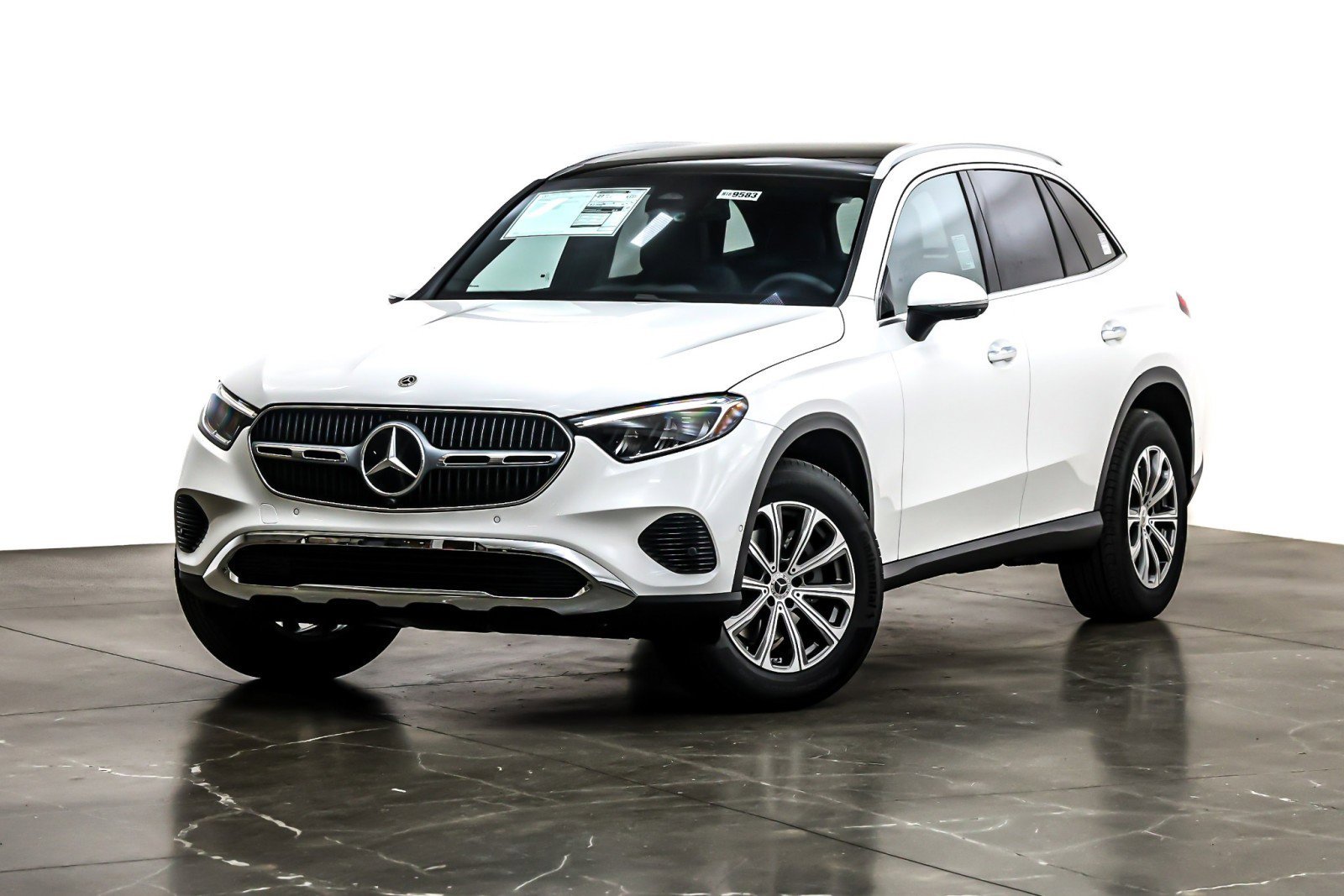 New 2026 Polar White Mercedes-Benz GLC 300 SUV image 20