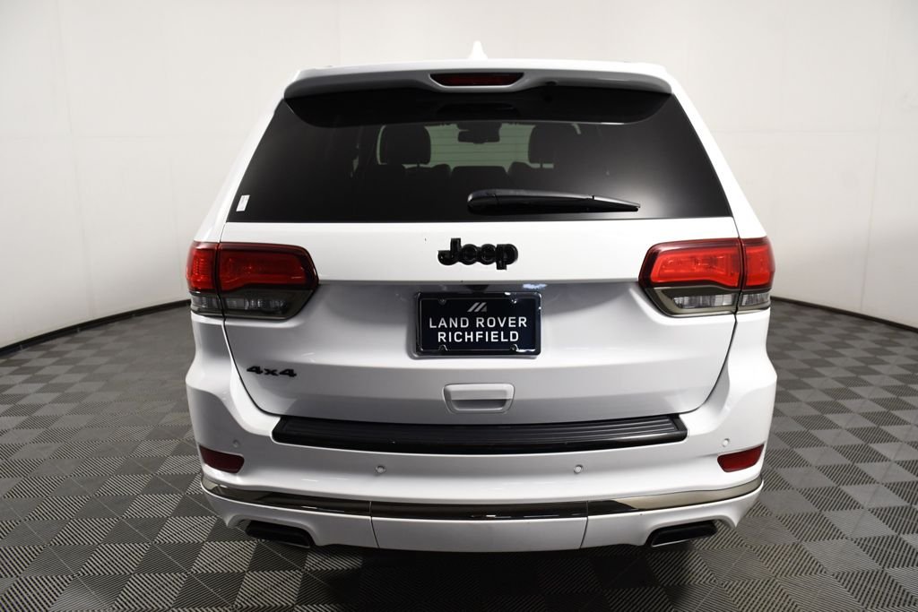 Used 2015 Bright White Clearcoat Jeep Overland image 5
