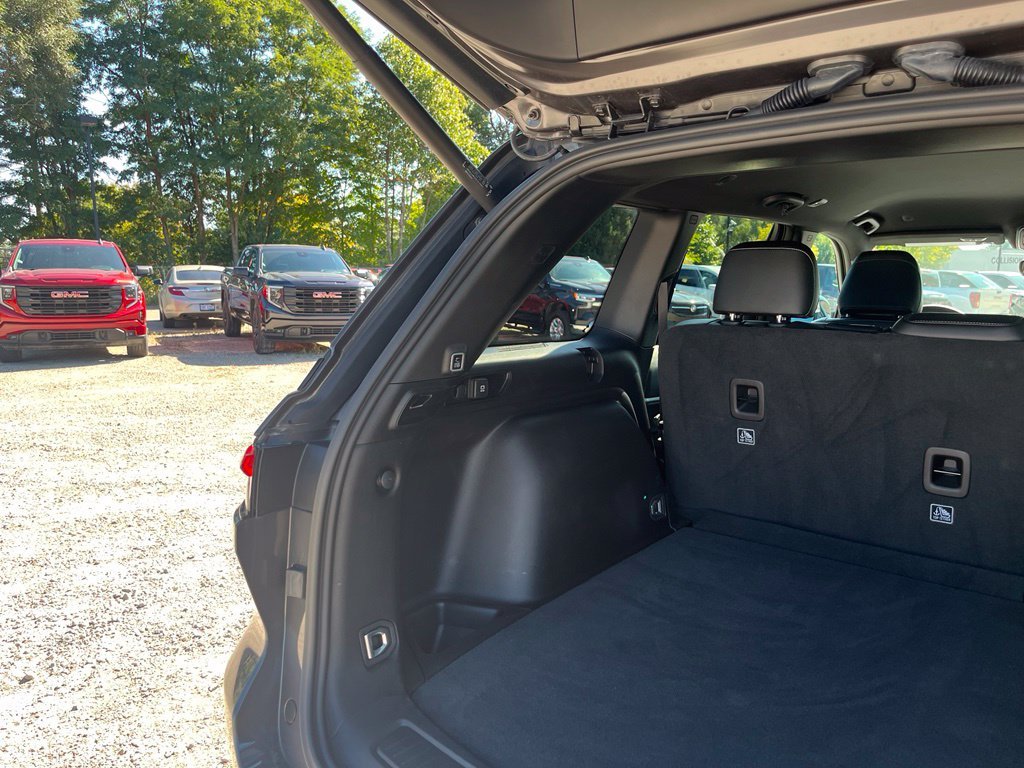 Used 2024 Gray Metallic Jeep Limited image 15