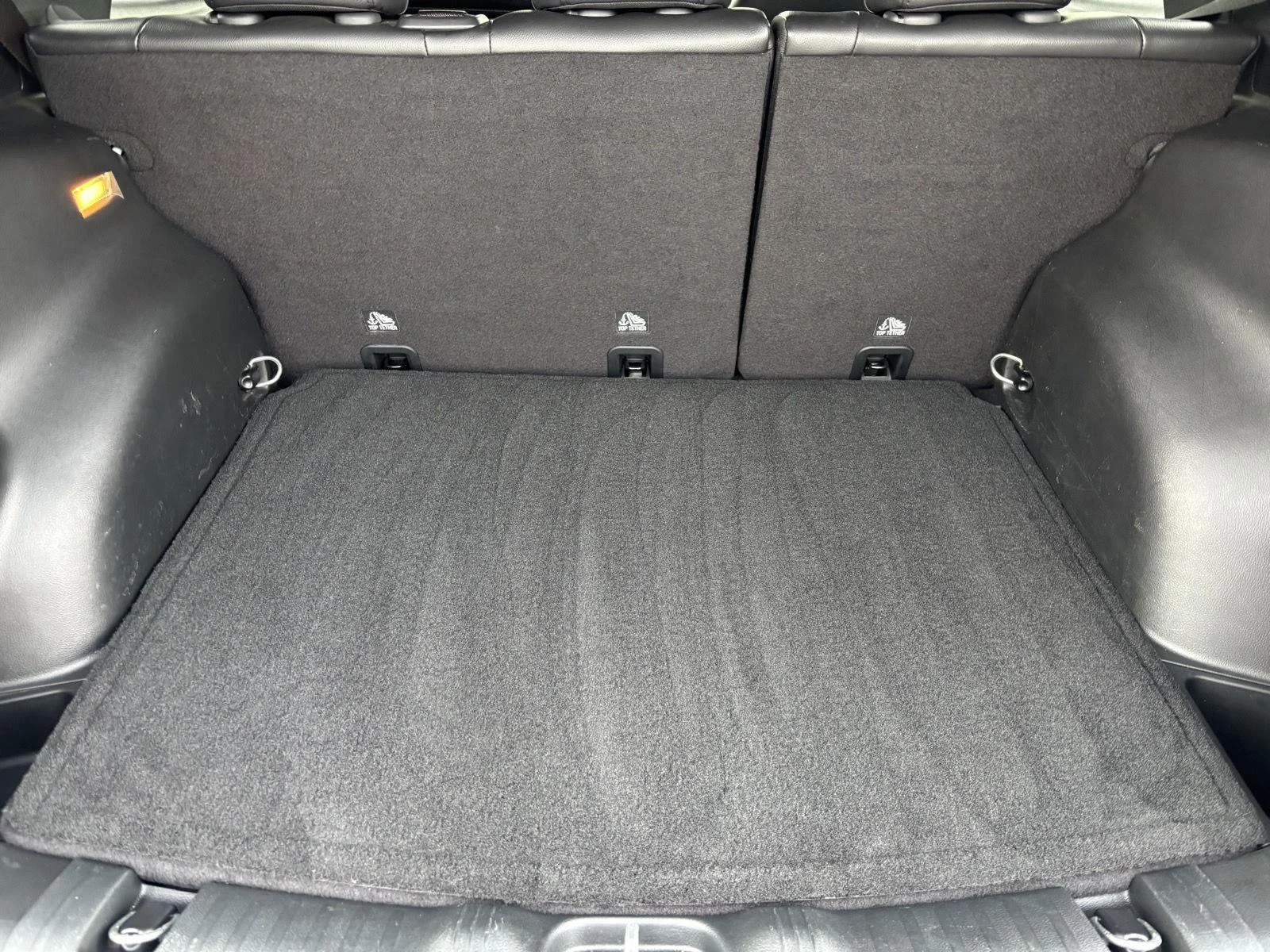 Used 2023 Bright White Clearcoat Jeep Latitude image 33