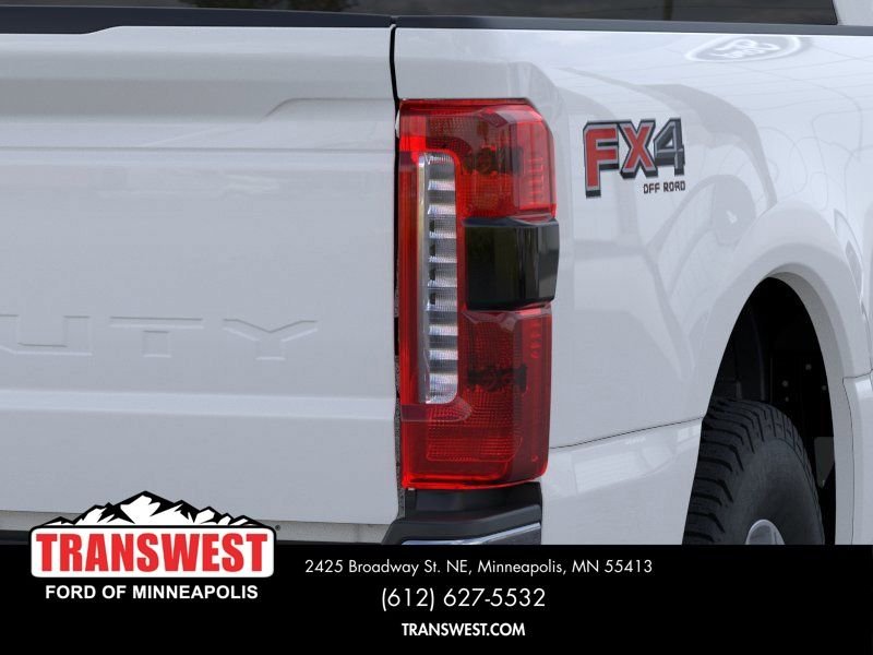 New 2026 Oxford White Ford F-250® XLT image 21