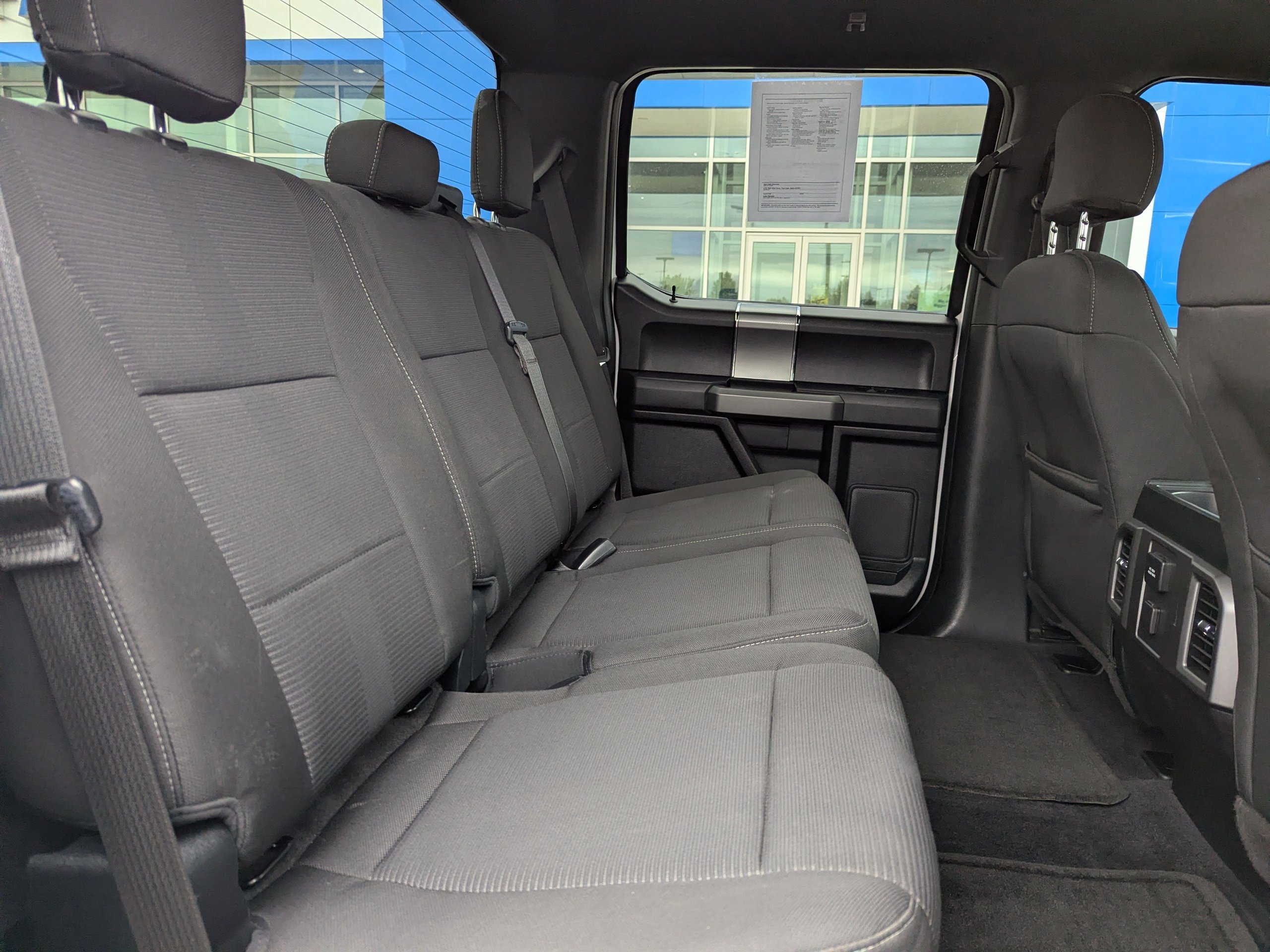 2015 Ford F-150 XLT - Photo 38