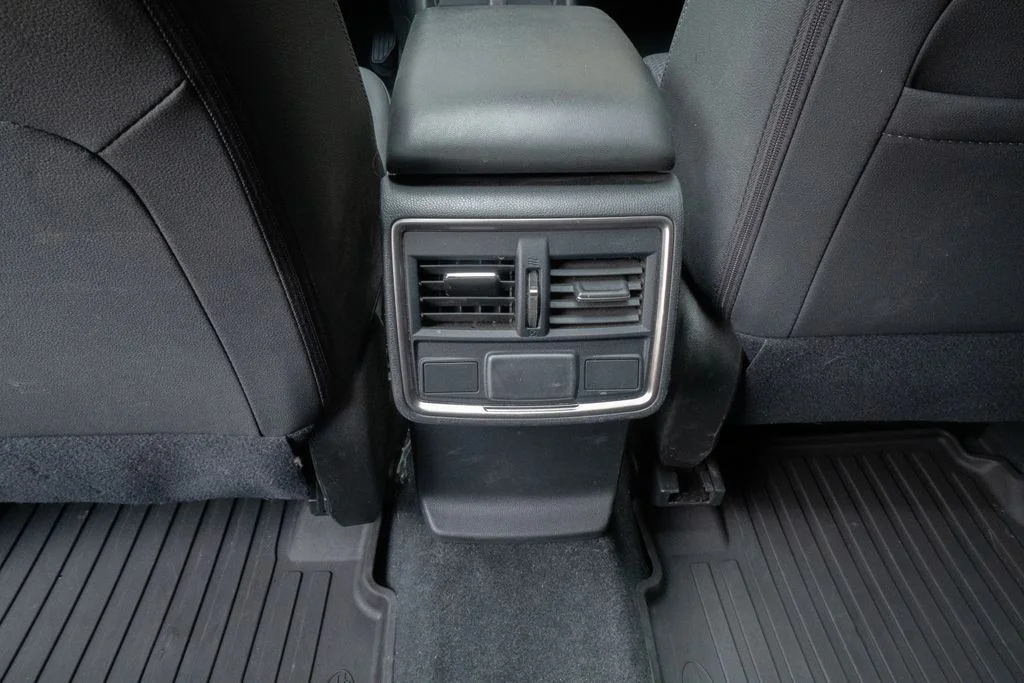 Used 2022 Silver Subaru Premium image 18