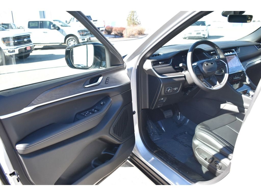 2025 Jeep Grand Cherokee Limited - Photo 26