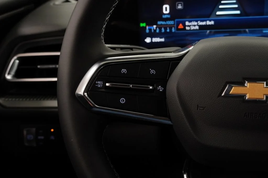 New 2026 Mosaic Black Metallic Chevrolet LT image 18