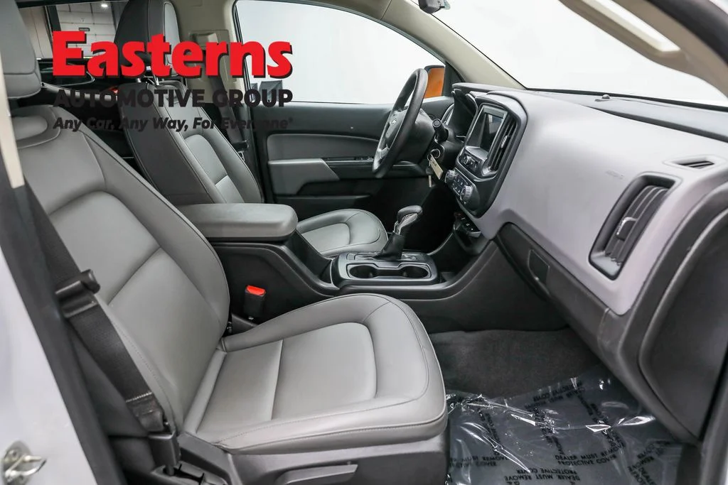 Used 2022 White Chevrolet Work Truck image 21
