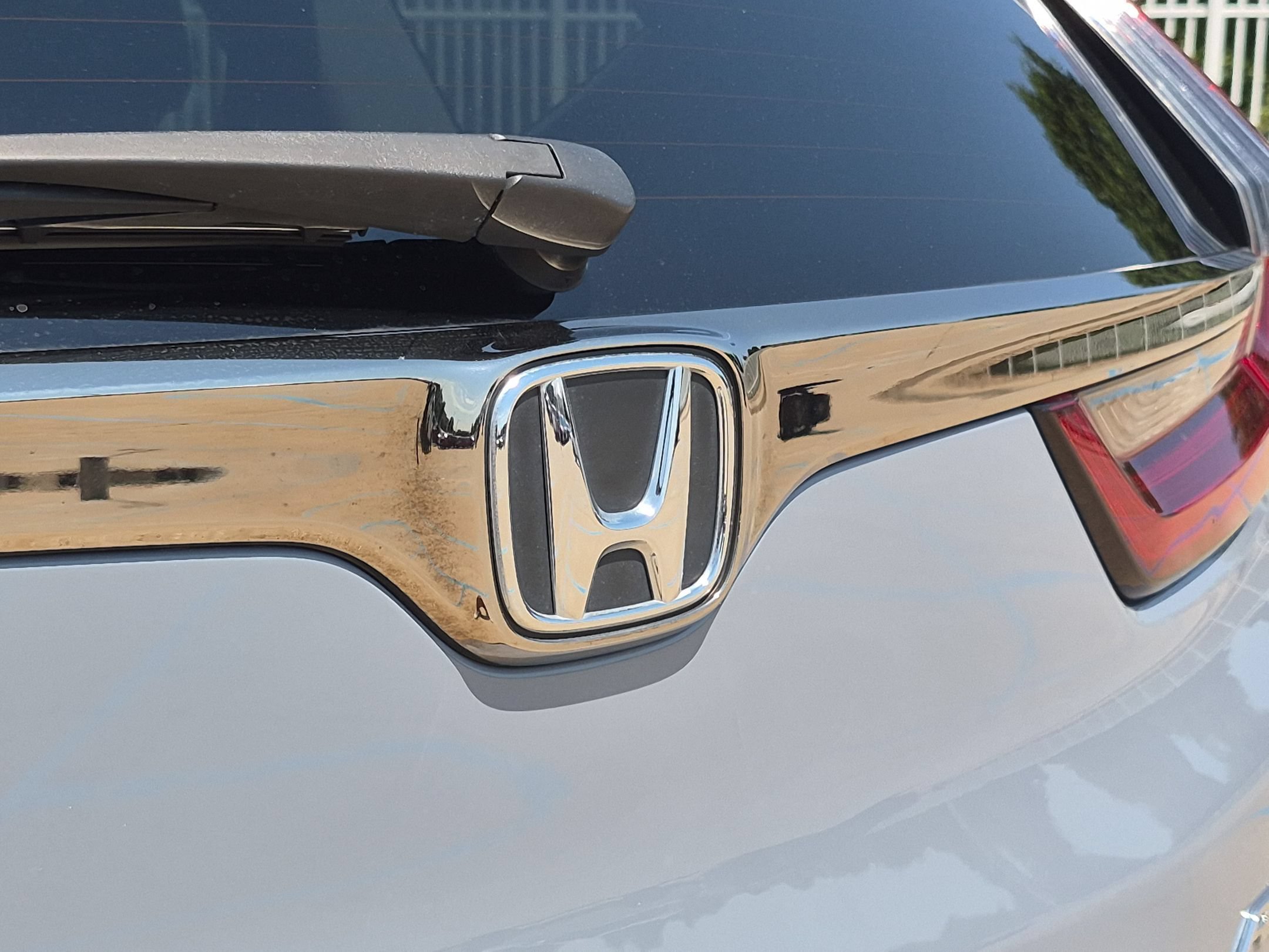 Certified Used 2022 Sonic Gray Pearl Honda EX-L AWD image 29