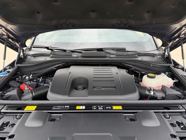 New 2026 Varesine Blue Land Rover Dynamic SE image 19
