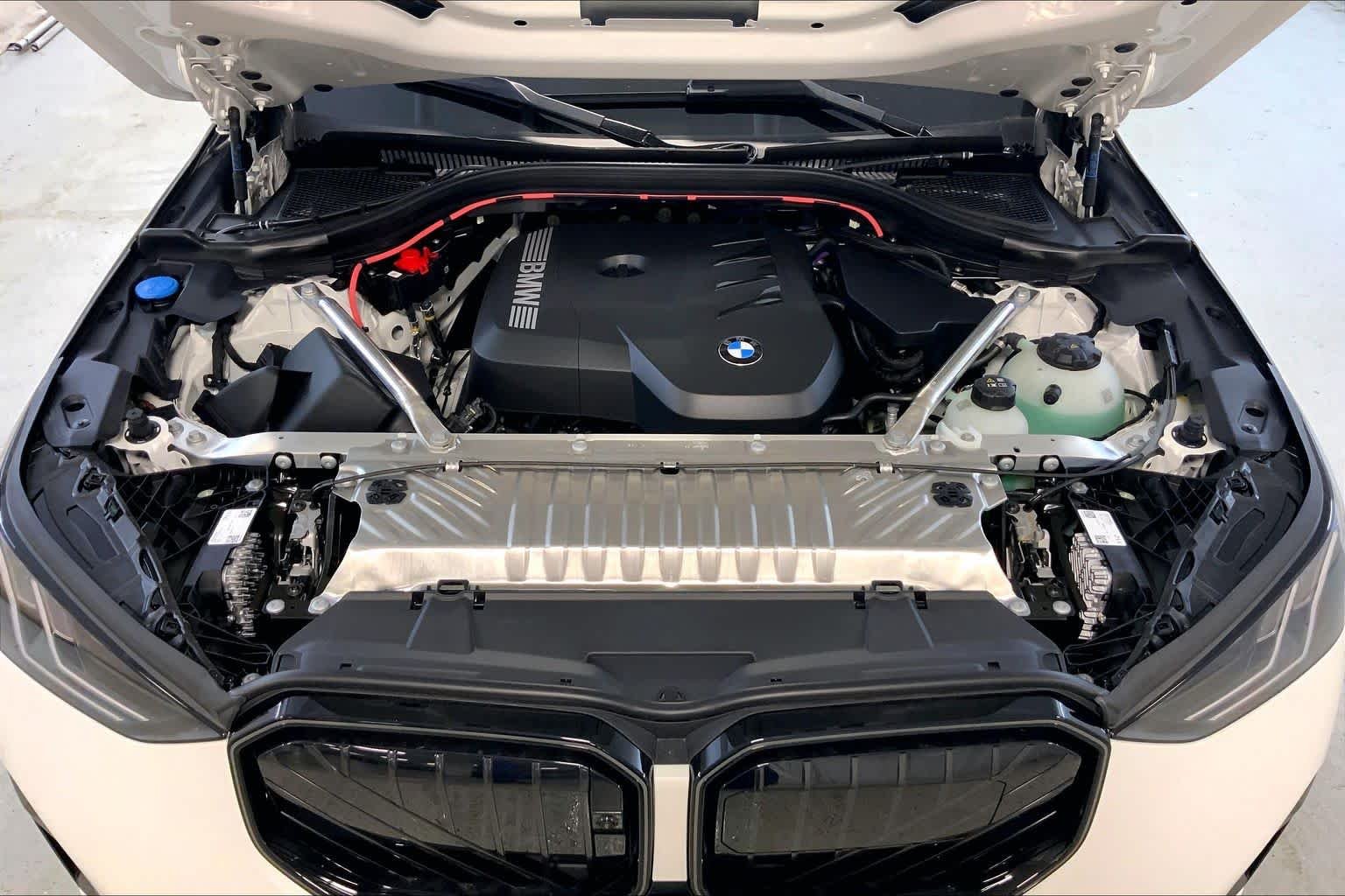 New 2026 Alpine White BMW 30 xDrive image 16