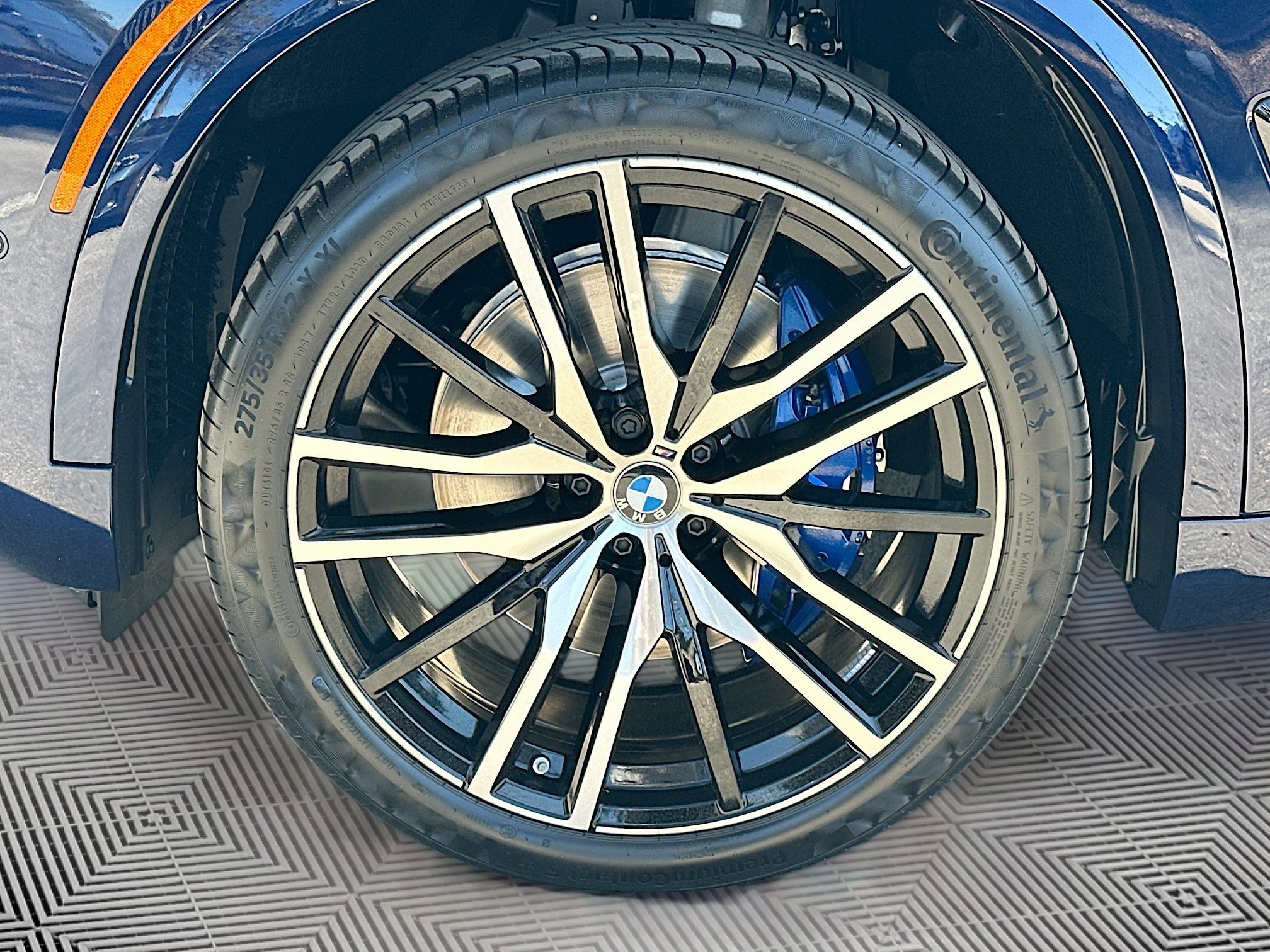 New 2026 Tanzanite Blue II Metallic BMW sDrive40i image 26