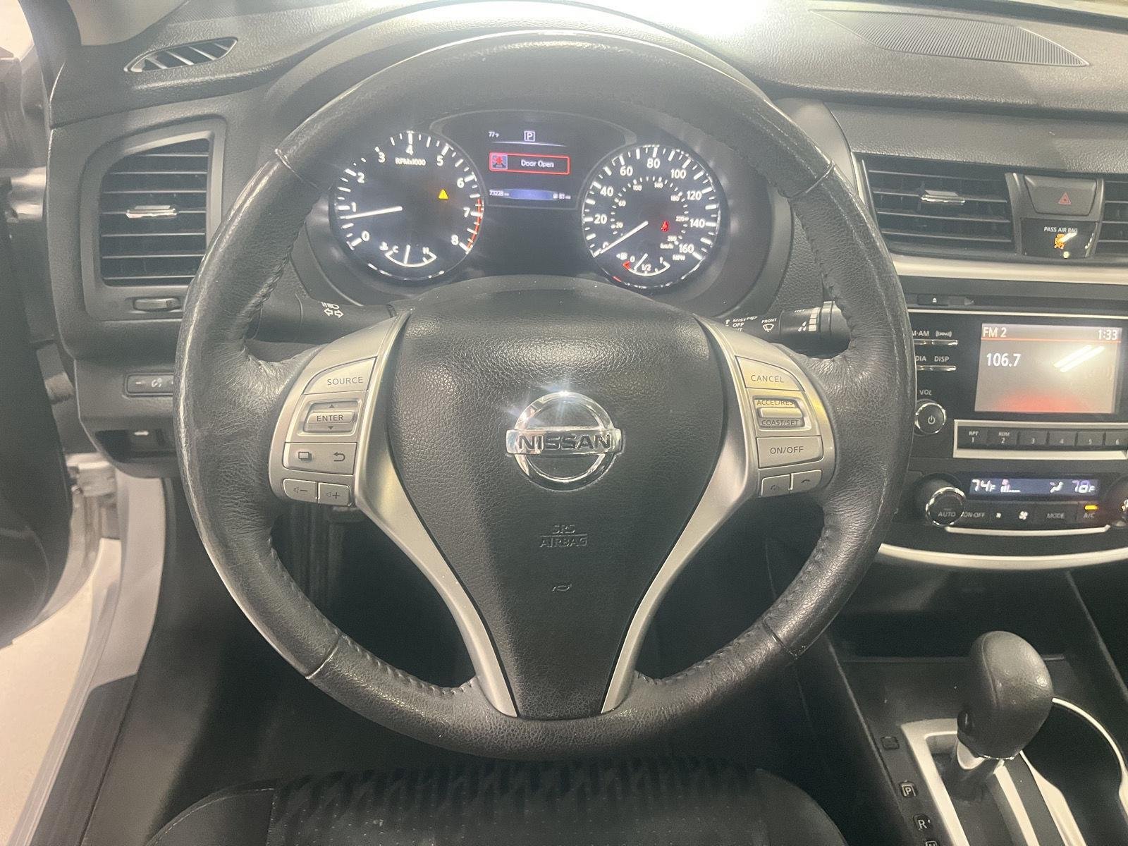 Used 2017 Brilliant Silver Nissan 2.5 SV image 17