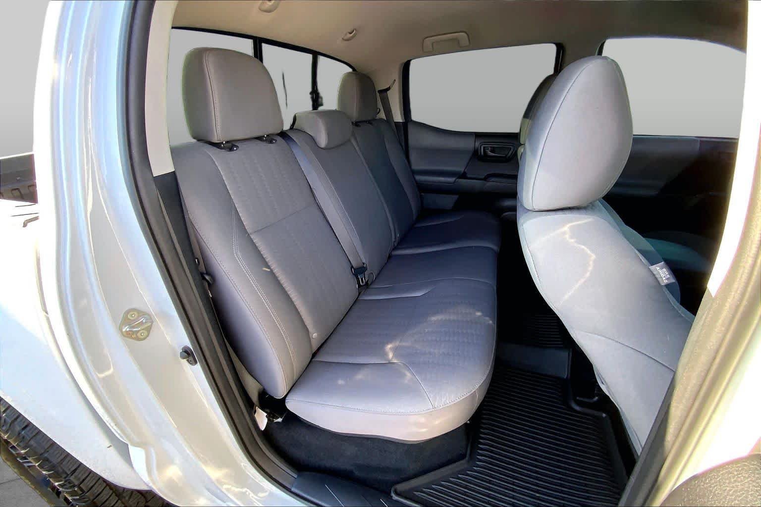 Used 2019 Super White Toyota SR image 20