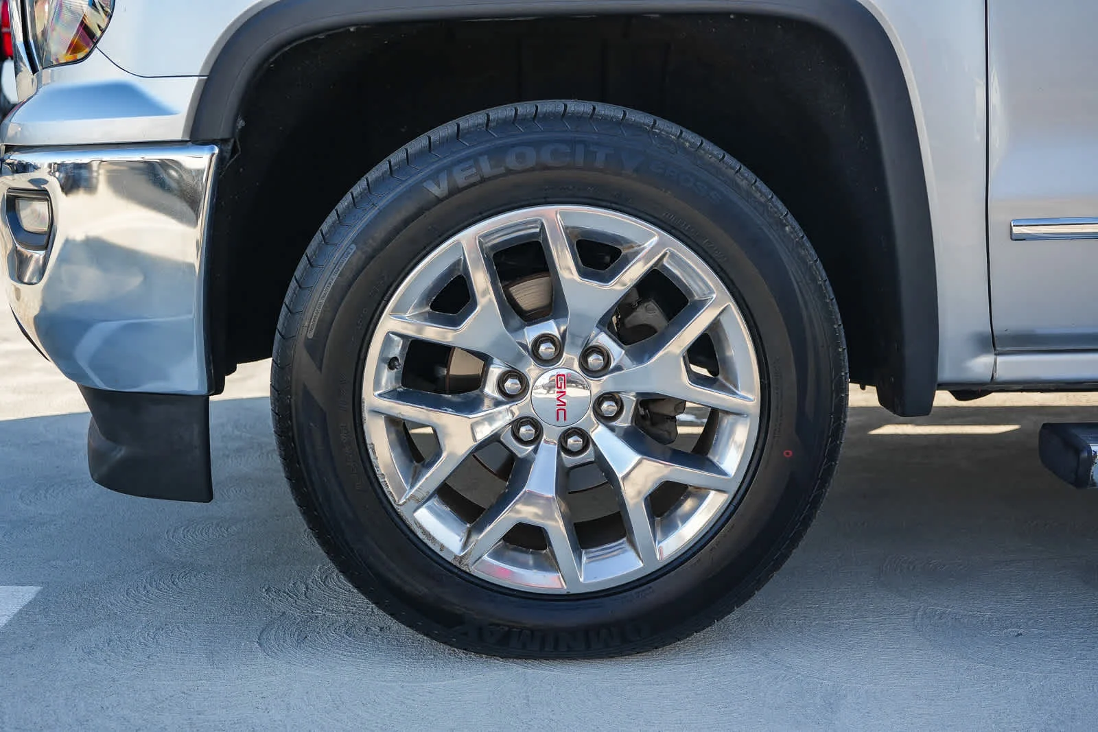 Used 2016 Quicksilver Metallic GMC SLT image 11
