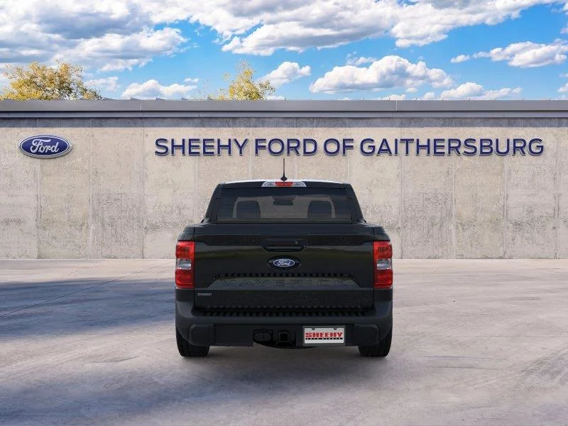 New 2026 Shadow Black Ford XLT image 6