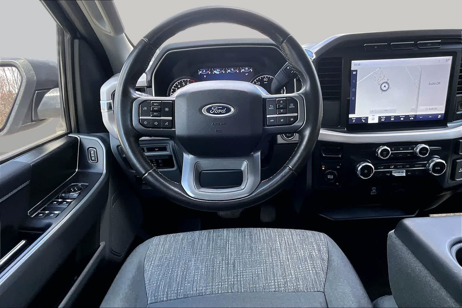 Used 2023 Avalanche Gray Ford XLT image 6