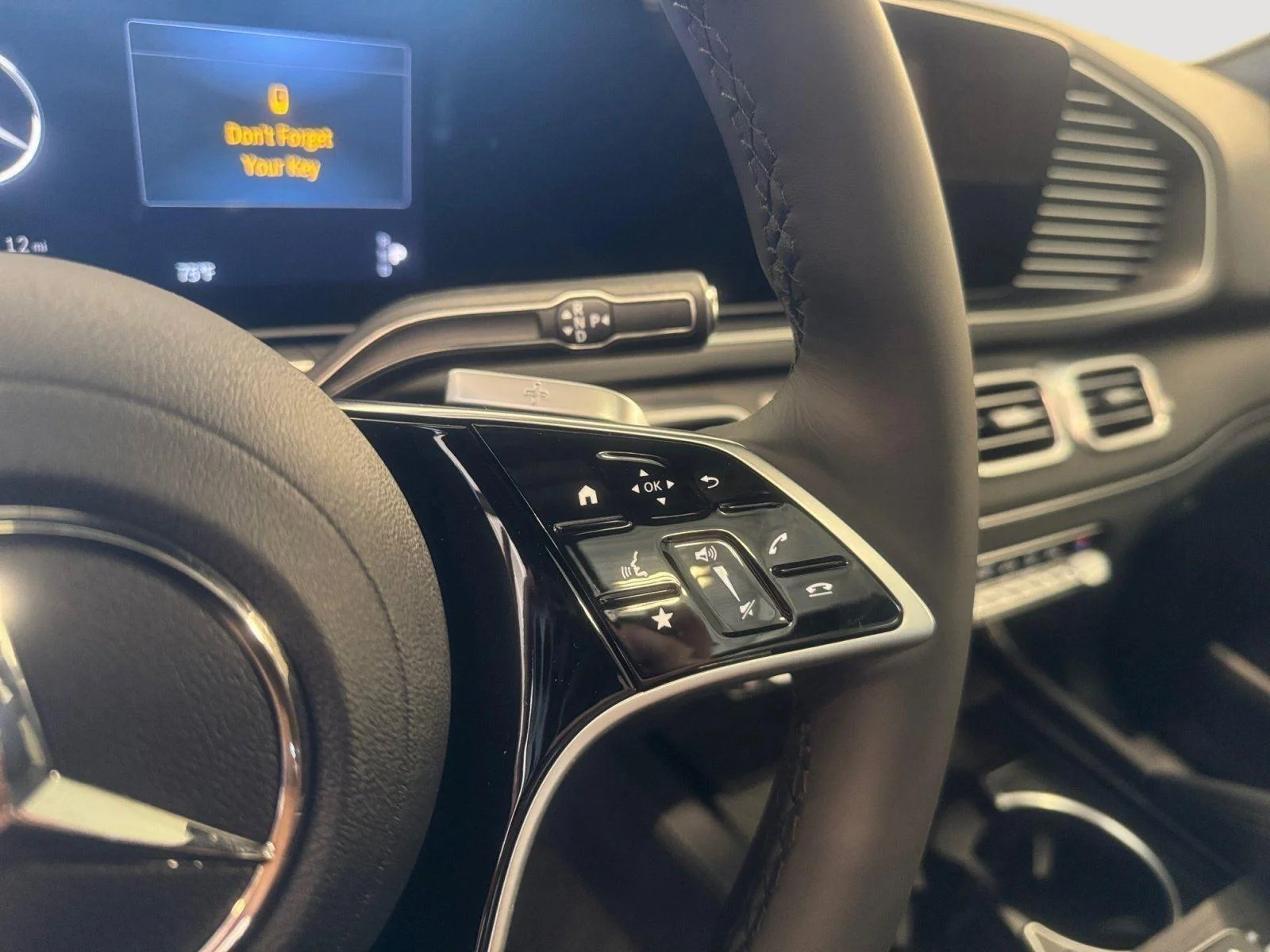 New 2026 Obsidian Black Metallic Mercedes-Benz GLE 350 image 20