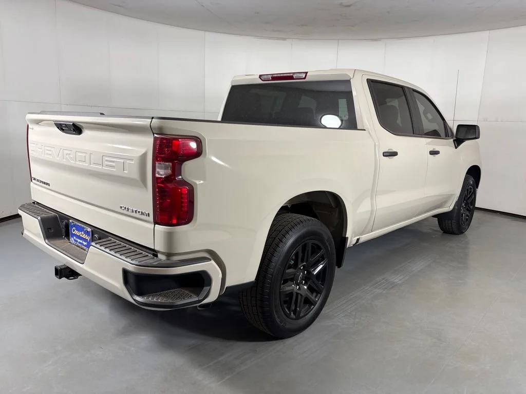 New 2026 White Sands Chevrolet Custom image 10