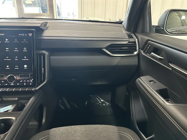 Used 2025 BLACK GMC FWD Elevation image 34