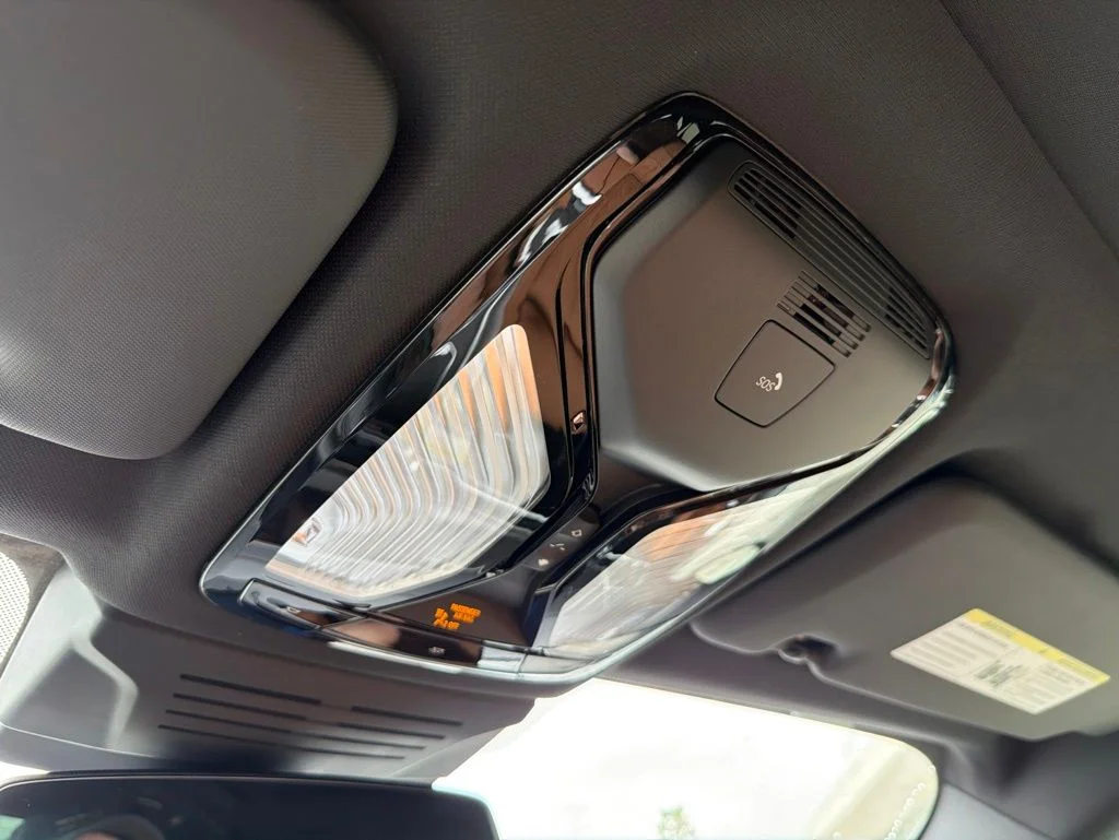 New 2026 Alpine White BMW sDrive40i image 24