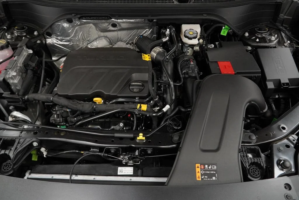 New 2026 Mosaic Black Metallic Chevrolet 2RS image 39