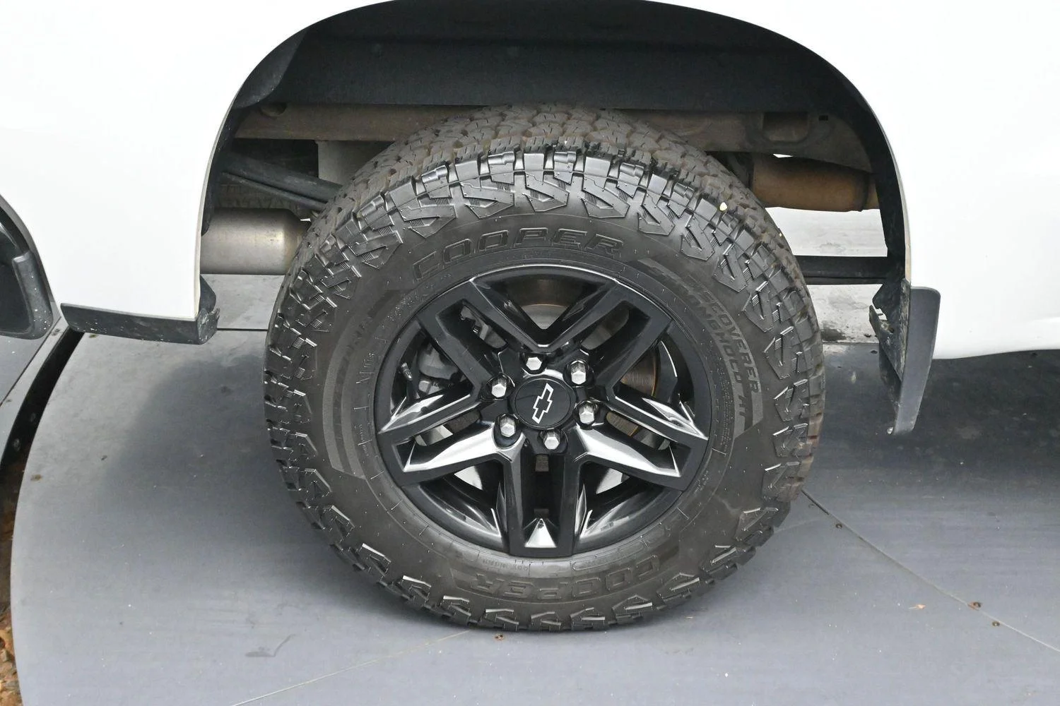 Used 2022 Summit White Chevrolet LT Trail Boss image 35
