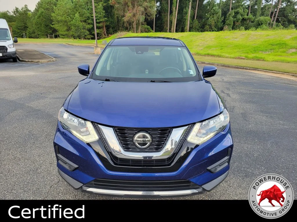 Used 2020 Blue Nissan S image 9
